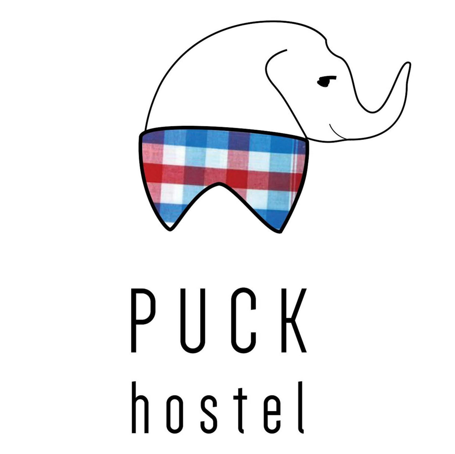 Puck Hostel Bangkok Exterior photo